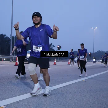 Runner Photo 7336691