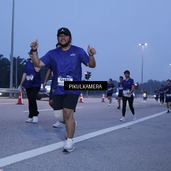 Runner Photo 7336701