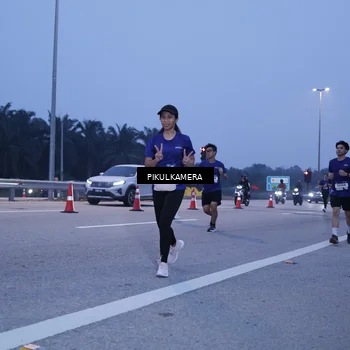 Runner Photo 7336728