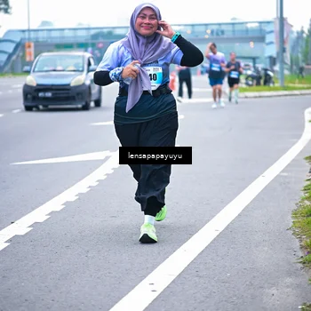 Runner Photo 7336755