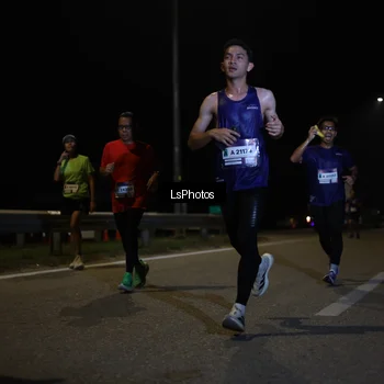 Runner Photo 7336779