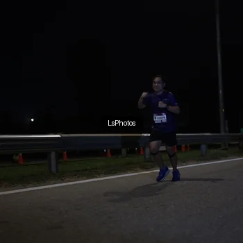 Runner Photo 7336804