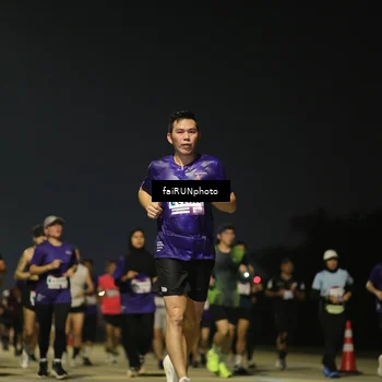 Runner Photo 7336848