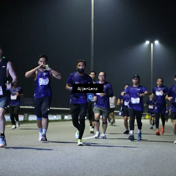 Runner Photo 7336881