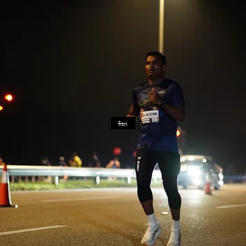 Runner Photo 7336896