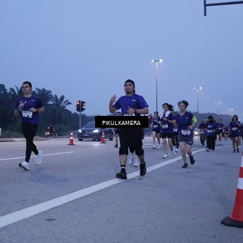 Runner Photo 7336989