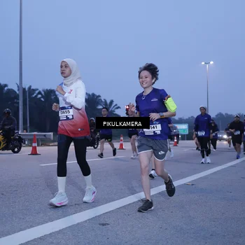 Runner Photo 7337014