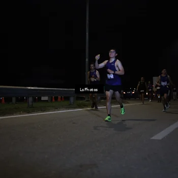 Runner Photo 7337025