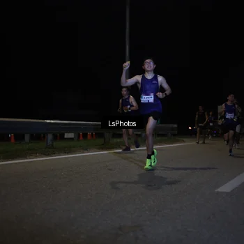 Runner Photo 7337037