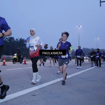 Runner Photo 7337038