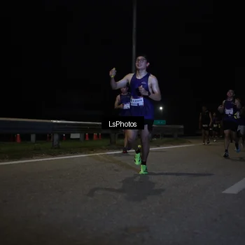 Runner Photo 7337043