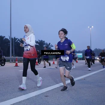 Runner Photo 7337080