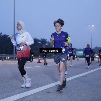 Runner Photo 7337097