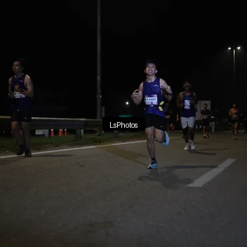 Runner Photo 7337117