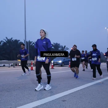 Runner Photo 7337179
