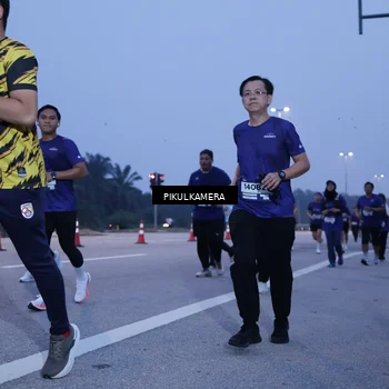 Runner Photo 7337508