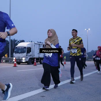 Runner Photo 7337519