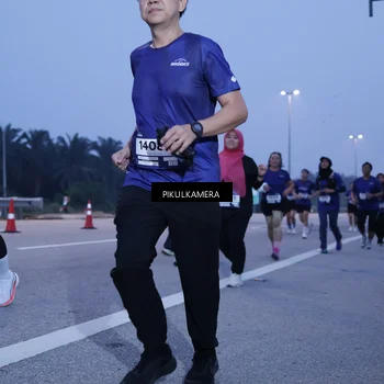 Runner Photo 7337544