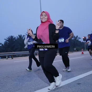 Runner Photo 7337693