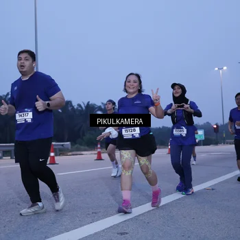 Runner Photo 7337714