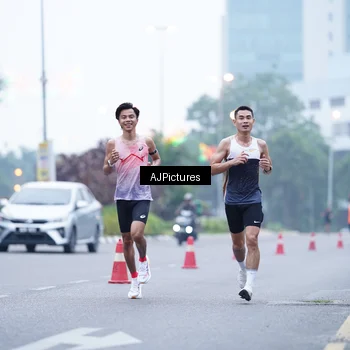 Runner Photo 7337868