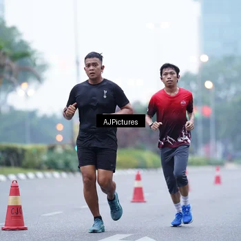 Runner Photo 7337885