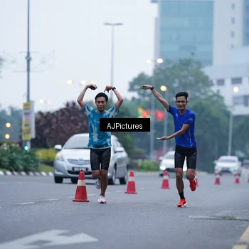 Runner Photo 7337911