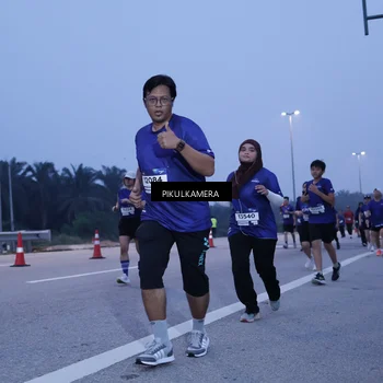 Runner Photo 7337919