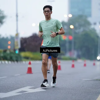 Runner Photo 7337936