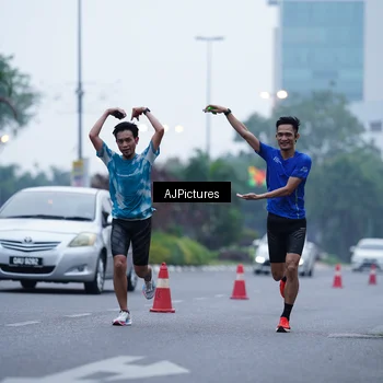 Runner Photo 7337940