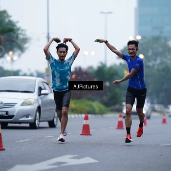 Runner Photo 7337945