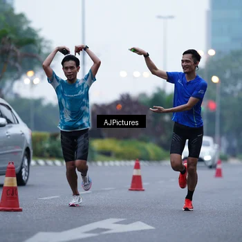 Runner Photo 7337947