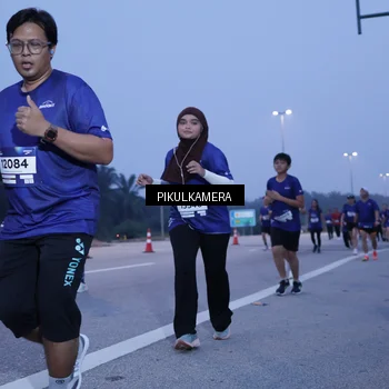 Runner Photo 7337983