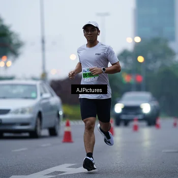 Runner Photo 7337989