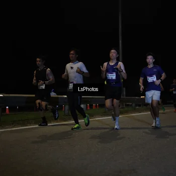Runner Photo 7338036