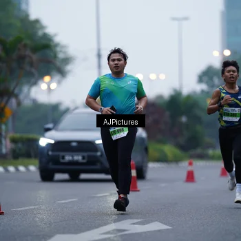 Runner Photo 7338037