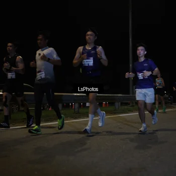 Runner Photo 7338039