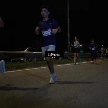 Runner Photo 7338040