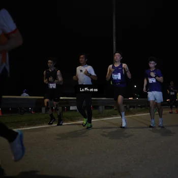 Runner Photo 7338053