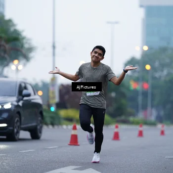 Runner Photo 7338059