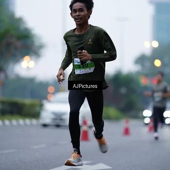 Runner Photo 7338061