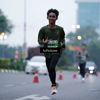 Runner Photo 7338064
