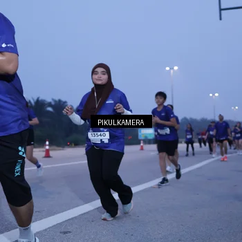 Runner Photo 7338068