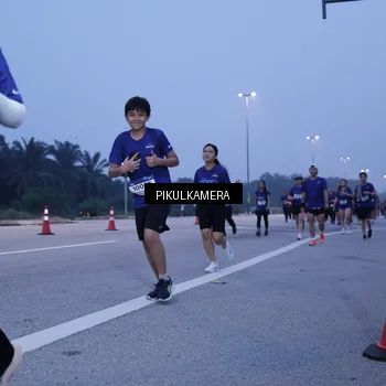 Runner Photo 7338080