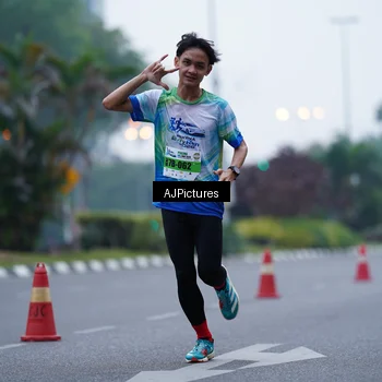 Runner Photo 7338093