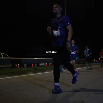 Runner Photo 7338124