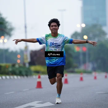 Runner Photo 7338128