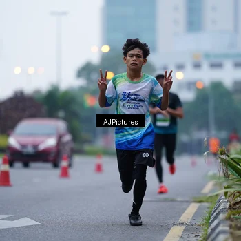 Runner Photo 7338143