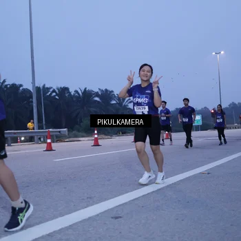 Runner Photo 7338186