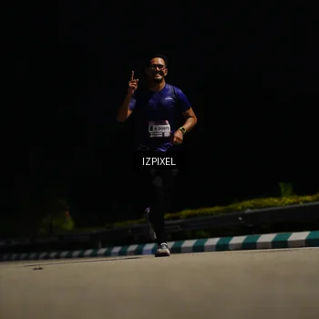 Runner Photo 7338244